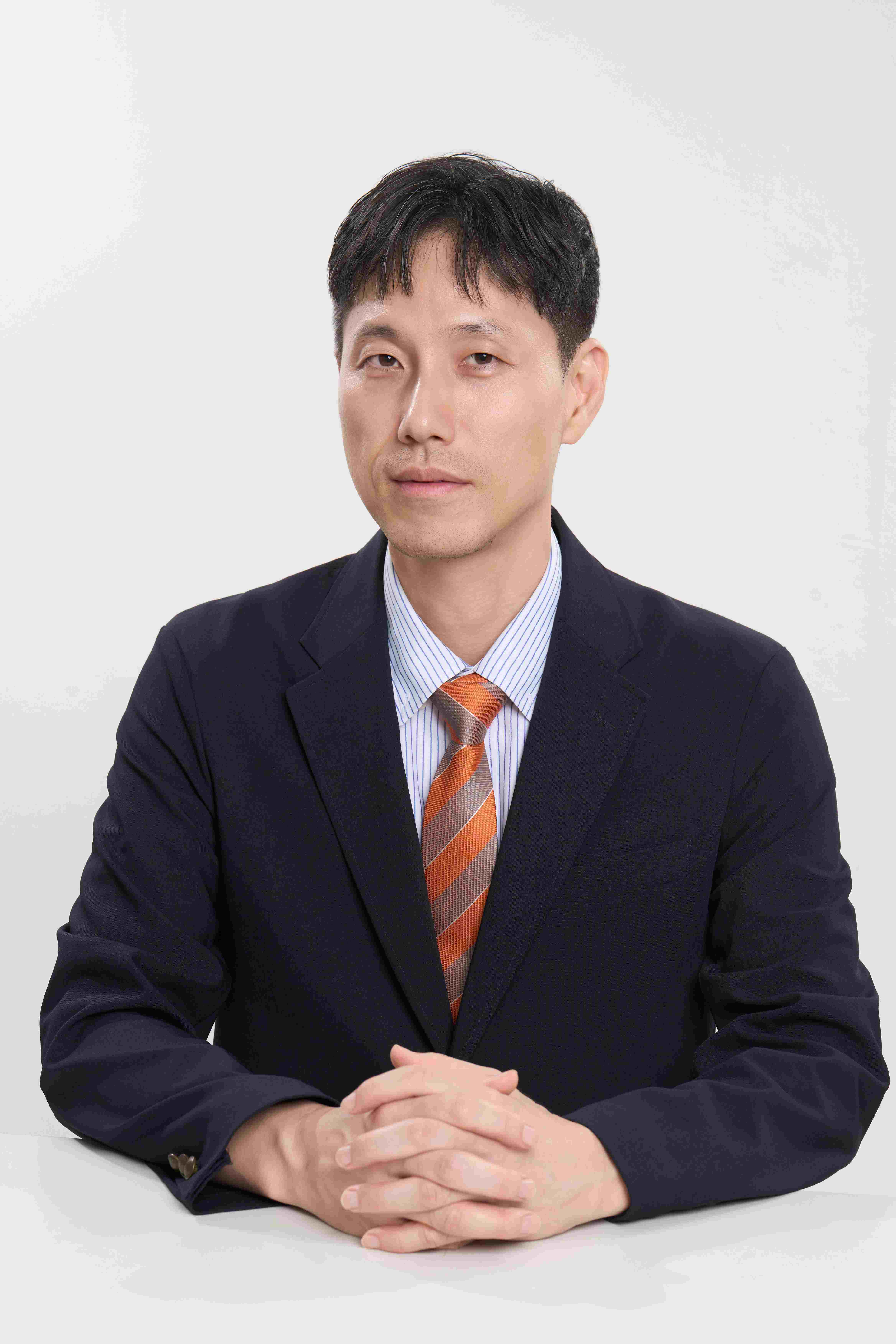 Profile photo of Minwook Kang